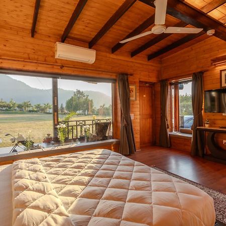 Saffronstays Timber Crest Dehradun Buitenkant foto