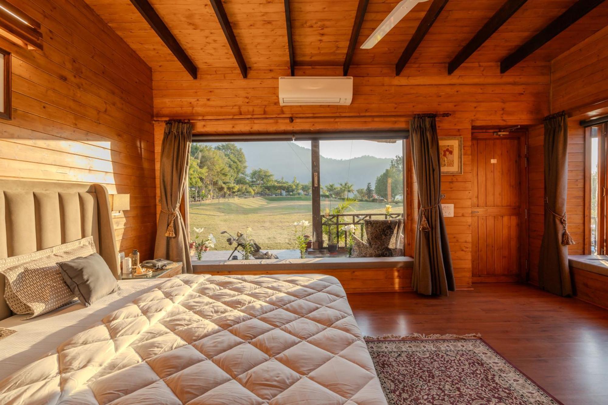 Saffronstays Timber Crest Dehradun Buitenkant foto
