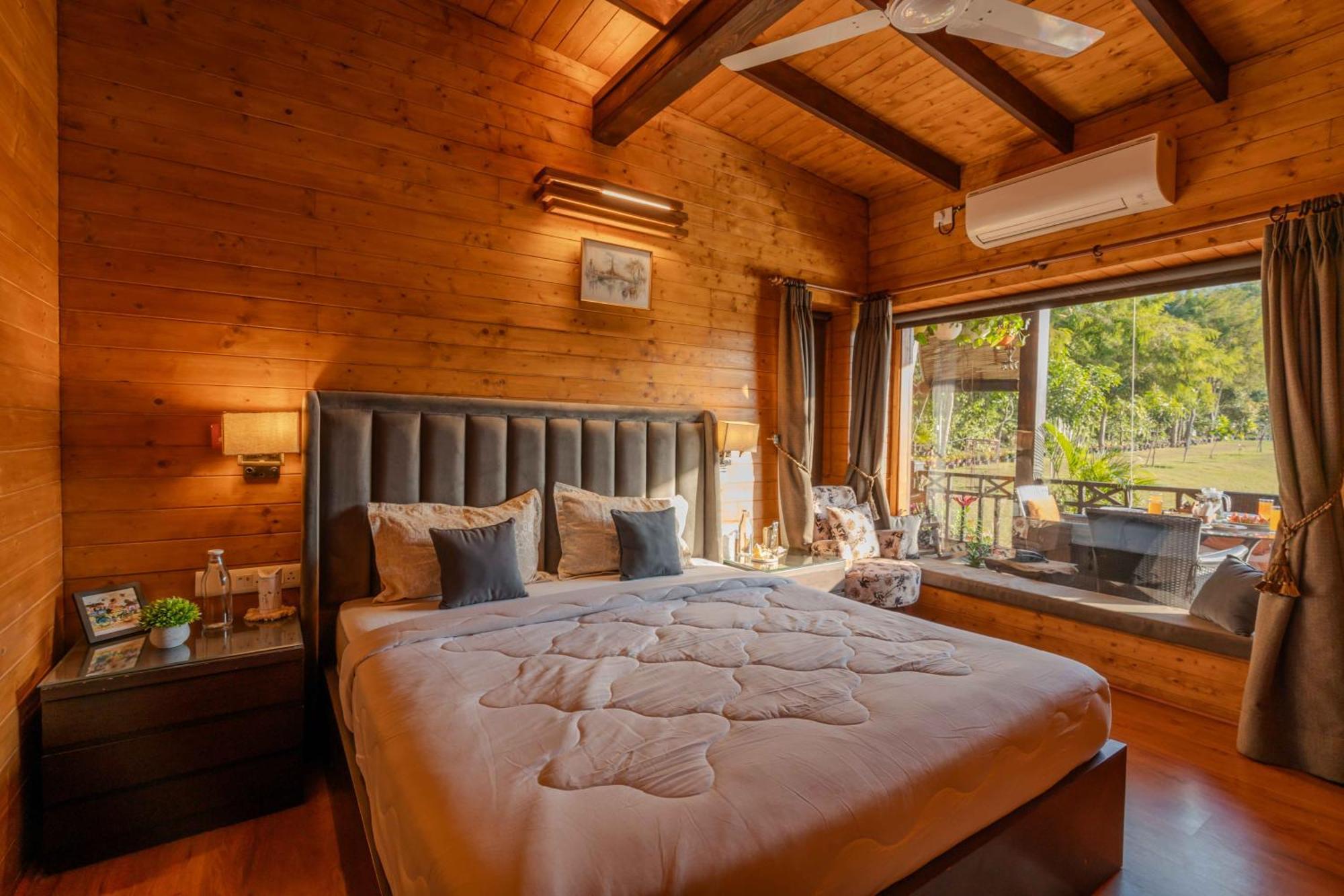 Saffronstays Timber Crest Dehradun Buitenkant foto