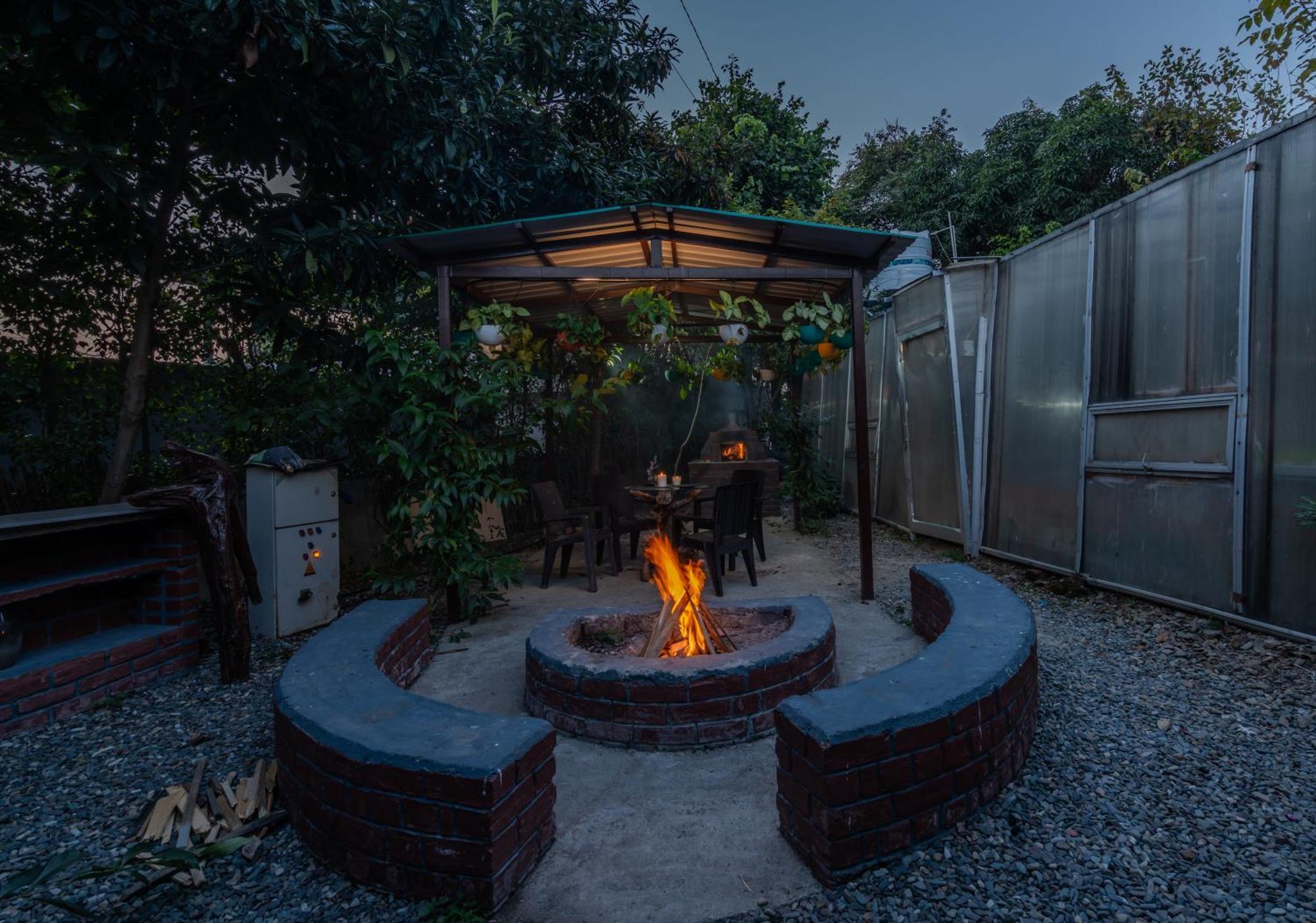 Saffronstays Timber Crest Dehradun Buitenkant foto