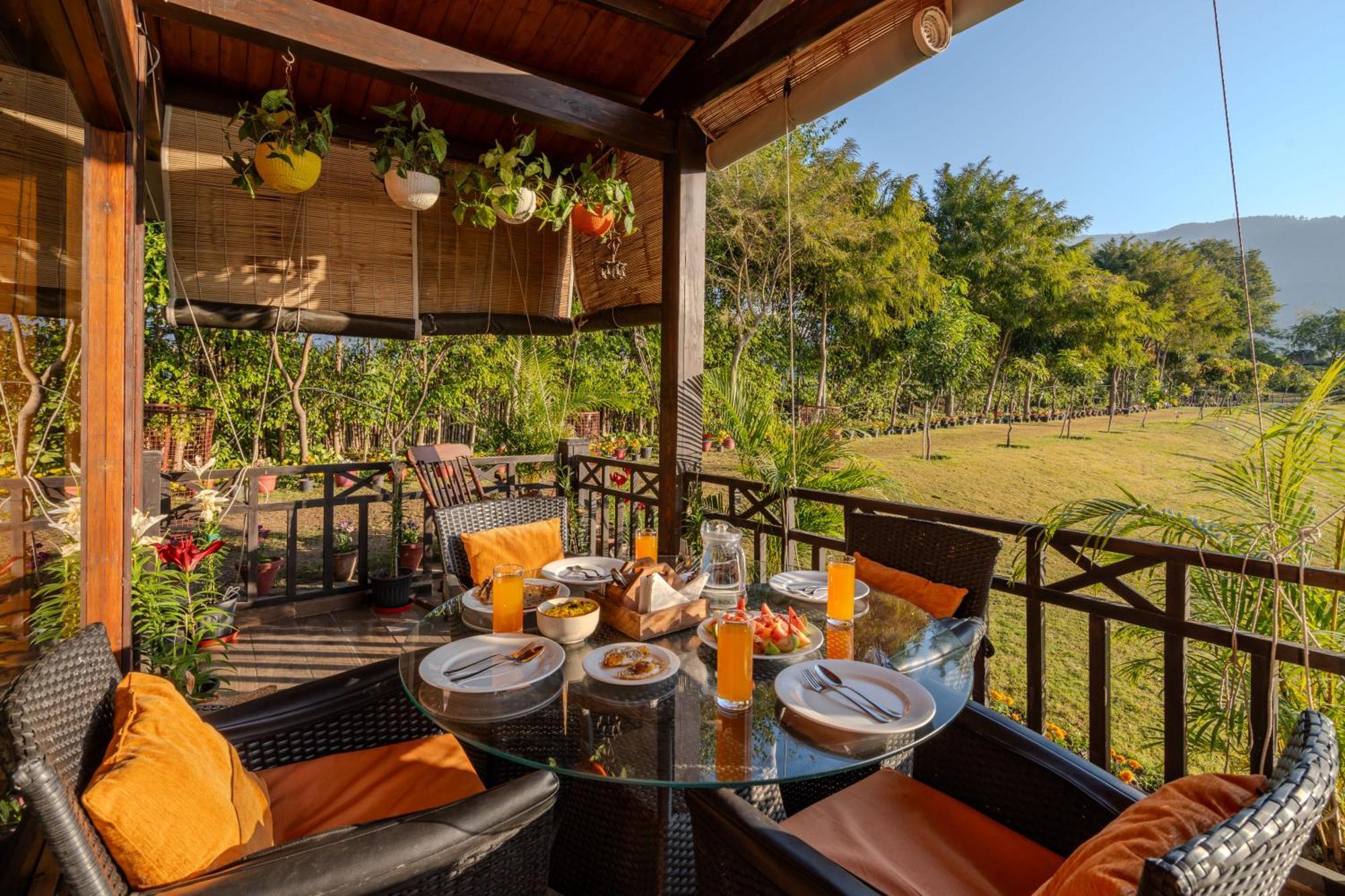 Saffronstays Timber Crest Dehradun Buitenkant foto